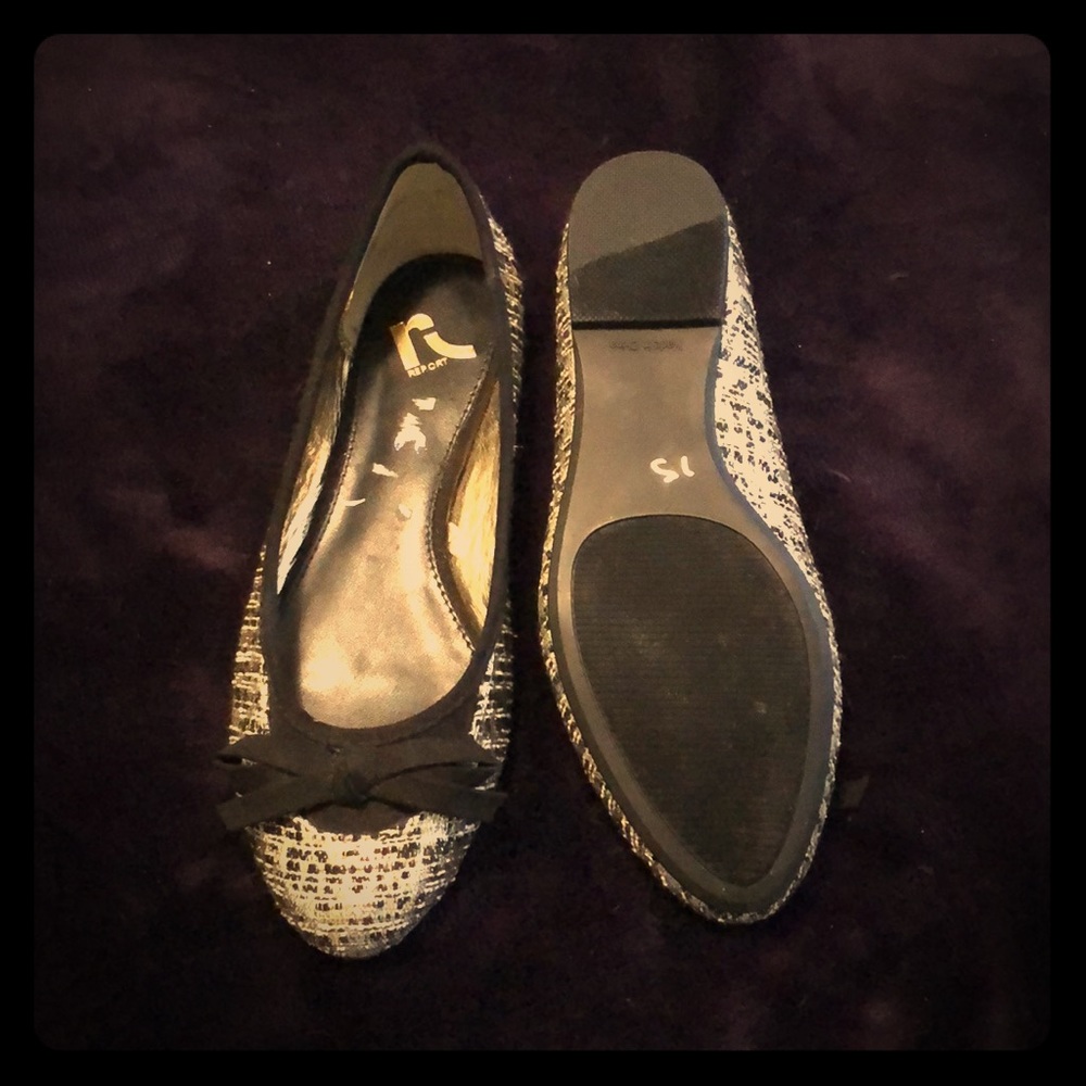 Size 7.5 silver and black flats